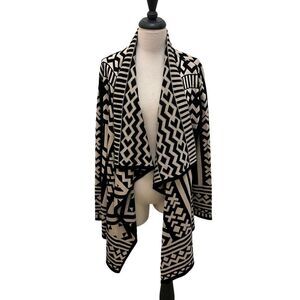 Sisters Women's Geometric Print Open Front Knit Waterfall Cardigan Black Tan M/L